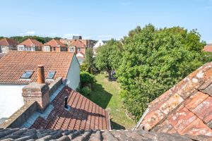 Photo 43- click for photo gallery